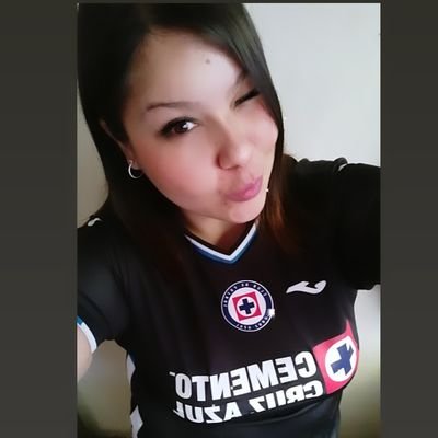 Cruzazulina de 💙❤️🚂🫶🏼
Colaboradora en @MrFutbolOficial 🎙️
Reportera de Cruz Azul femenil ⚽📝
Aficionada a la lucha libre 🤼‍♀️ Patriots 🏈