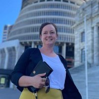 Rebecca Bloomer (@rhbloomer) 's Twitter Profile