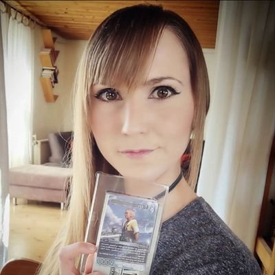 StrugglePlay's profile picture. Hallo ich bin Struggle, aka Mara, eine Variety Streamerin auf twitch mit dem Fokus auf (J) RPGs 😊!