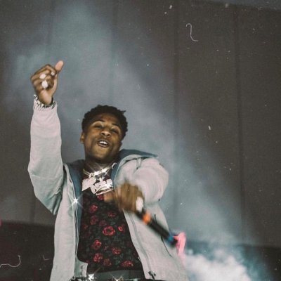 zxBooli's profile picture. 