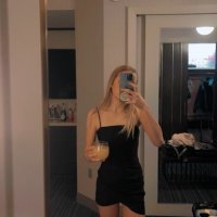 College Claire | top 1% (@collegefun2004) Twitter profile photo