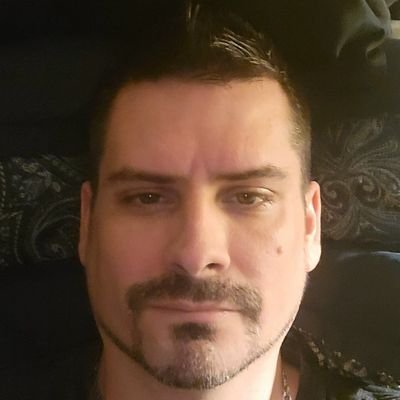 MikeyBoiBlue's profile picture. 