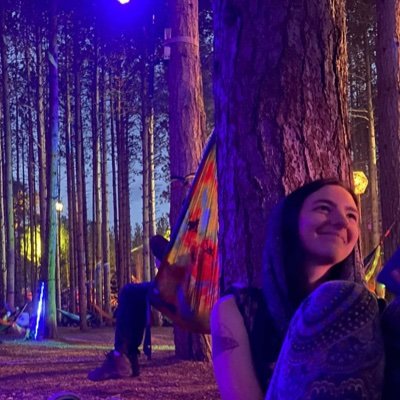 here now 🌲🐺
