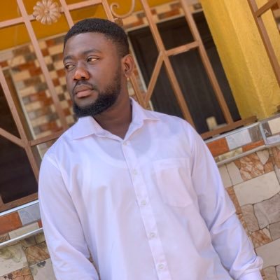 Teacher | Pencil Artist | Voiceover Artist. I'm too hard to understand, I'm an algorithm. Snapchat/IG/TikTok: glitzman233 Fb: Glitz Kwasi Owusu
