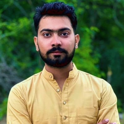 #जय_श्रीराम ❣️🇮🇳
शौर्यम् दक्षम् युद्धे
बलिदान परम धर्म: ।
