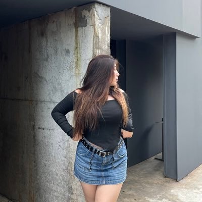 q_queur's profile picture. No bio yet