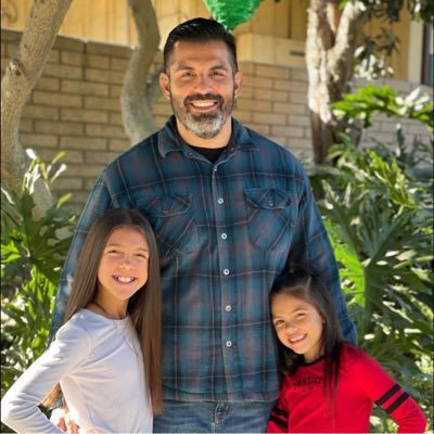 Father to amazing daughters. California conservative trying to leave the world a better place for all.