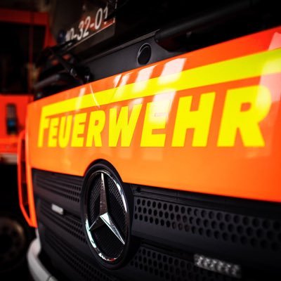 Offizieller Twitter Account der Feuerwehr Kiel. Kein 24/7 Monitoring. Im Notfall immer ☎️ 112 wählen. Informationsmedium für Bürger*innen in besonderen Lagen.