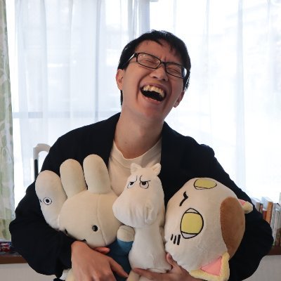 YouTubeチャンネル【出版区】にて【本屋、ついてって1万円あげたら何買うの?】【永野・鷹村の詭弁部、はじめました!】【宇垣•片桐の踊る!ミリしら会議】等のエンタメ動画企画・制作してます。チャンネル登録者16万人。立教大学経済学部卒/文化放送、宣伝会議のスクール出身。本、乙女ゲーム、ポケモン、音楽が好きです。