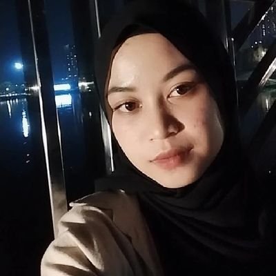 yantizln's profile picture. 