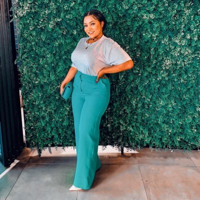 NonieDlamini's profile picture. 