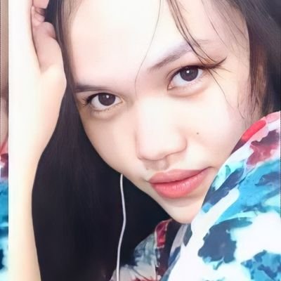 chrln_17's profile picture. CA || 21 ||