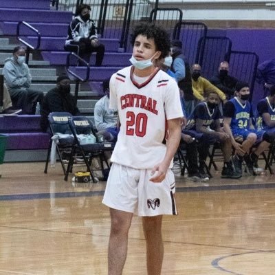 Xavier sierra |6’2 guard| Bridgeport Central Highschool C/O 2023 Sierraxavier6@gmail.com