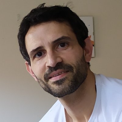 Mientras APRENDES sobre emprendimiento, copy, marketing y ventas te hago SENTIR lo que otros sólo cuentan || Adéntrate en mi Territorio para comprobarlo.