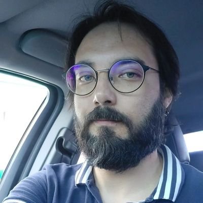 Aqui eu só sou jogador de videogame e, sobretudo, anti clubista e crítico de ideais manufaturadas.
