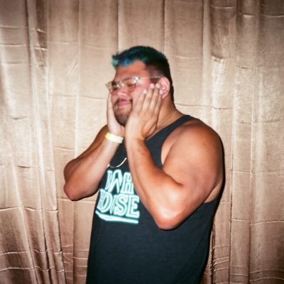 VSantiago49's profile picture. Life is one big roller coaster