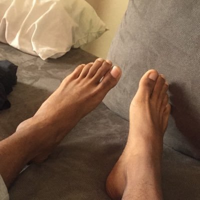 toedayz's profile picture. Foot lover pretty feet socks