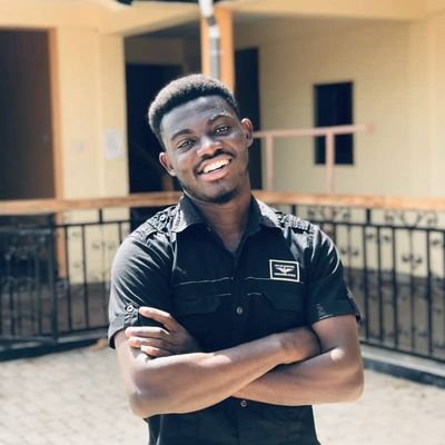 Follow @qwesinath for fast follow back🚀✈️
*Sound engineer🎙️🎧
*Man City⚽💙
*Sark nation👑👑
*Audio mack🎧🎶
*Vid Games🎮🏀