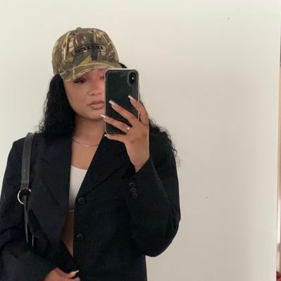 AlkanJulia's profile picture. UGC creator helping create authentic content and ads for brands | Business owner + Digital products👩🏽‍💻| 📩 Email: contactjuliaalkan@gmail.com