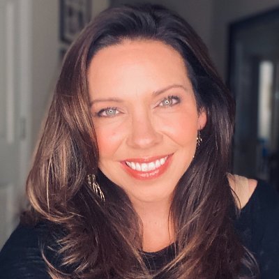 VP of Communications and Marketing @SJRCTexas | Child Advocate | Former News Anchor & Investigative Reporter | Longhorn & Longhorn Mom 🤘🤘