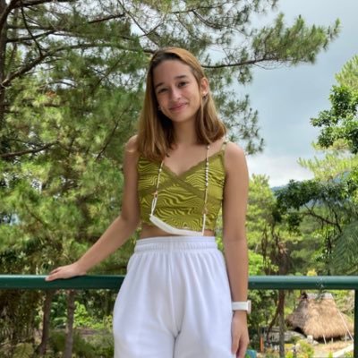 sofia_nipa's profile picture. i love sunsets and stars and my teammates