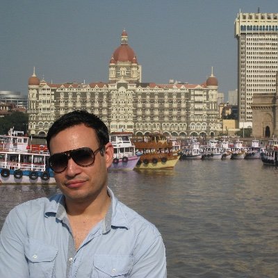 RobHendricks's profile picture. Slow breather. Fast thinker.