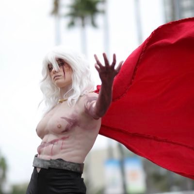 hey hey! I’m a cosplayer native to Florida, I’ll post occasional shit but mostly photos!