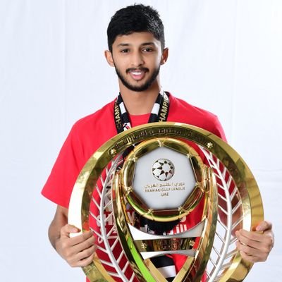 Football player in Al Jazira Club & UAE national team
لاعب نادي الجزيرة ومنتخب الامارات