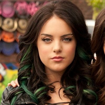 My name is Dory Tetch the daughter of Jervis Tetch. I am a reporter for my podcast and I can be rude. (Niece to Oswald Cobblepot) (Batwoman/Gotham Rper/OC)