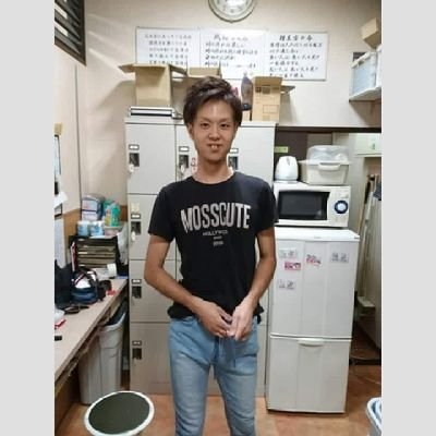 mlovet825's profile picture. 