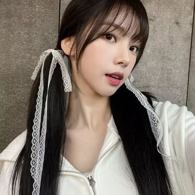 (+63) ⚖️ • Sleep deprived ㅤ ㅤ ㅤ ㅤ ㅤㅤㅤ ㅤ ㅤ
— and she danced like flames at a bonfire (r.h sin)