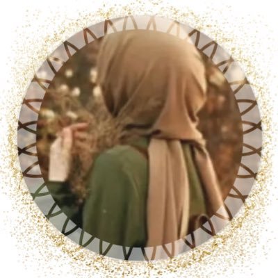 تمسك بالأمل مهما كان حلمك مستحيل واهمس لقلبك | إنّ الله على كلّ شيء قدير..