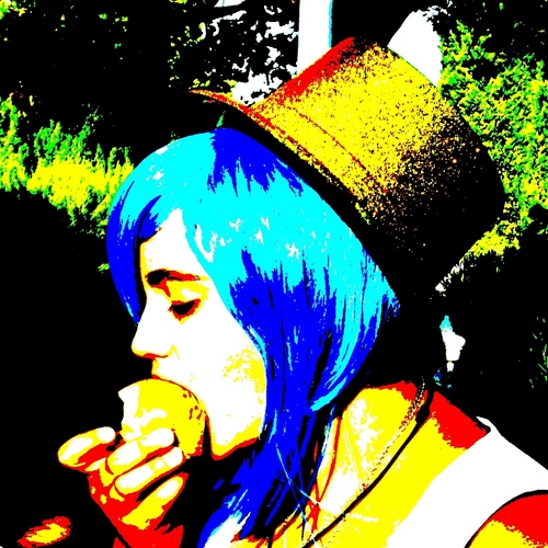 somniara's profile picture. Me encantan los animales, en especial los felinos y cánidos. Me pirra la fruta de la pasión. Mi hobbie es escribir. Y mi sueño es ¡recorrer el mundo!