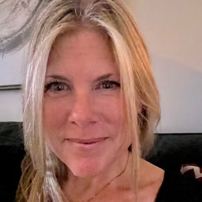 Dickson743's profile picture. 