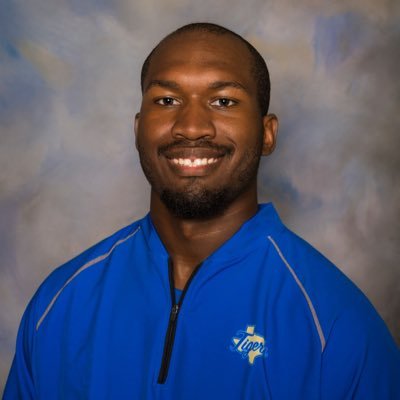 McMurry University Alumni, JH ISS Teacher, Linebacker Coach and Assistant Soccer Coach at Rockdale ISD, Proud Father of two boys and a little girl TFND!!