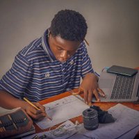 The one who builds solutions 👨💻 (@brightlazarus8) 's Twitter Profile
