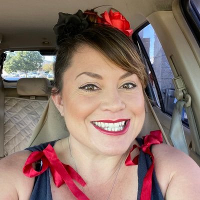 CrystalSkull619's profile picture. Mom, Cali girl, 619, $AMC, #AAPES 👸🏻🦍