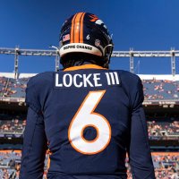 James 'PJ' Locke III(@PjLocke4) 's Twitter Profile Photo