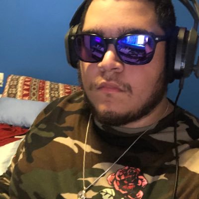 20 | GA -Twitch Streamer 🎮• Xbox:Thefatboy2003 💯 •Twitch-Content Creator / Streamer of C7 @theCryptic7s Deaf and HOH 🧏🏻‍♂️  Sponsored by @GlytchEnergy