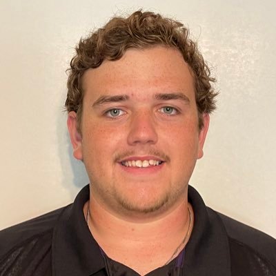 CarsonButts60's profile picture. ECU Honors College ‘24 | 1 Corinthians 13:13 | 19 yo |