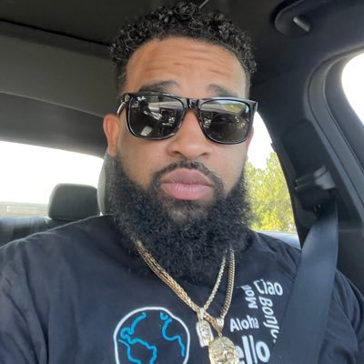 IHX ,Race car driver,sneaker head gamer,Enthusiast,Proud Employee of AT&T. Opinions are my own.