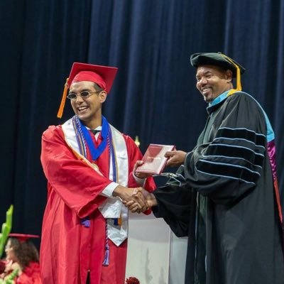 Mr_AvillaPE's profile picture. WWU’24 Physical Ed. & health teacher