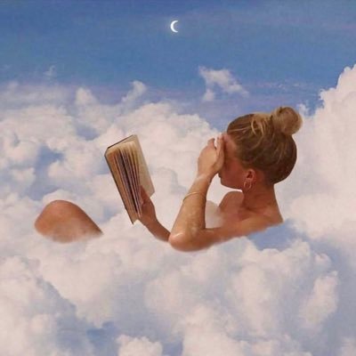 bookstoregals's profile picture. 