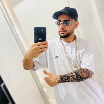 LKSGCS's profile picture. A mente é fértil, pra sonhar não tem limite A vida me fez Corinthians, e eu fiz o Corinthians a minha vida🖤🤍🦅