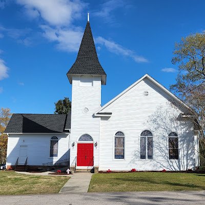 A Traditional Wesleyan-Methodist Church Near Kerr Lake. Founded 1878. A Member Congregation of The Global Methodist Church. All Are Welcome and Come As You Are!