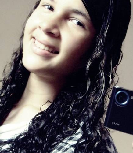 Natália Moura,13,aquariana, Free Step, Sensualize. @KatyPerry ,@luansantana, @Projota. Ela sonha com um dia melhor,
Com uma vida melhor pra se viver ♪