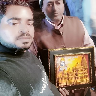 samaye के क्रूर चल का भरोसा नहीं,
Aaj g
ले की कल की भरोसा नहीं,
दे रहे हो यह अगले जन्म की khabr,
मुझको तो अगले ही पल का भरोसा नहीं
❤️🌉🙏🙏🙏🙏🙏🙏❤️