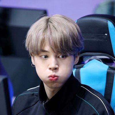 jihope 💜 OT7 💜
ines 💕
@KIMEASE is the v to my hope 💜 shawn
fan account - pt army
- at the end its always hoseok and me
she/her