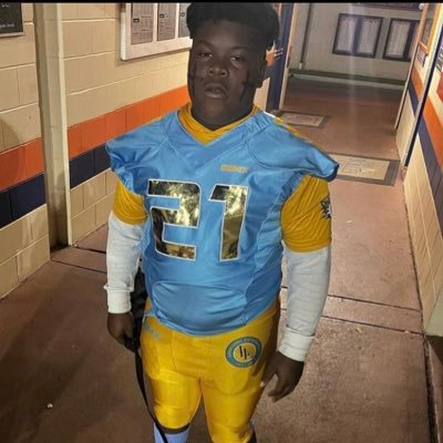 ATH| 5’6 190| 3.5 GPA| @fletcherhigh|2027| HC: @Star_ReadyATH