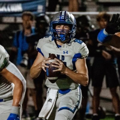 Georgetown Highschool | 24’ QB | 71% completions 5,534 yds 59TDs 130 QBR (21 games) | District Offensive MVP | All-State QB | 512-887-9924 📲